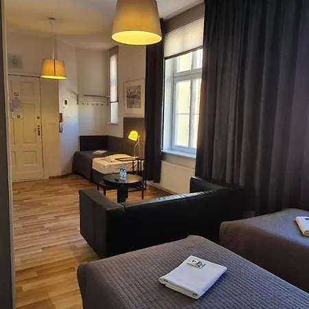 1 Night In - Matejki Aparthotel