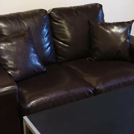 1 Night In - Matejki Aparthotel Poznan