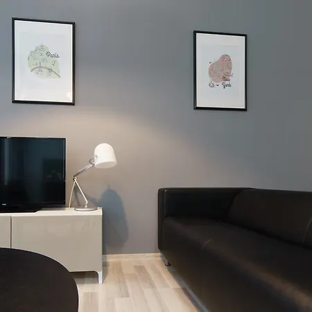 1 Night In - Matejki Aparthotel